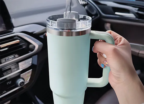 Série de canecas automáticas